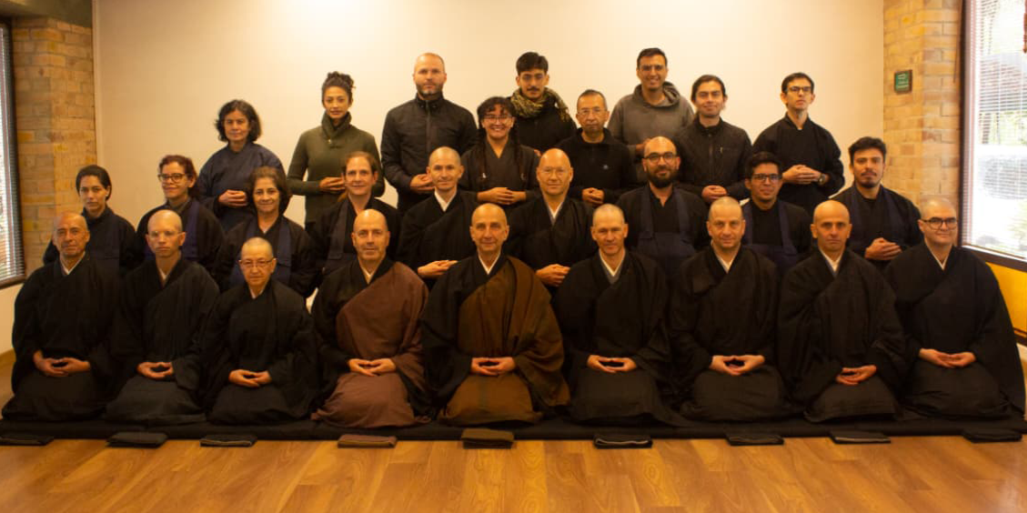 Monjes Zen de la comunidad